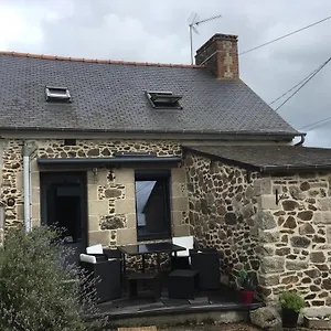 Hébergement de vacances Maison En Pierre A La Campagne Proche De La, Plourhan